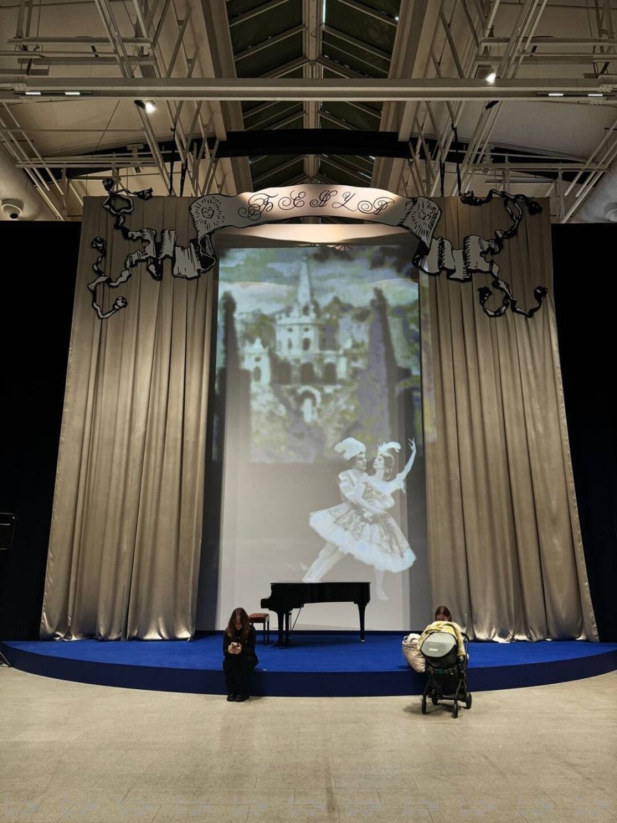    Фото: Манеж