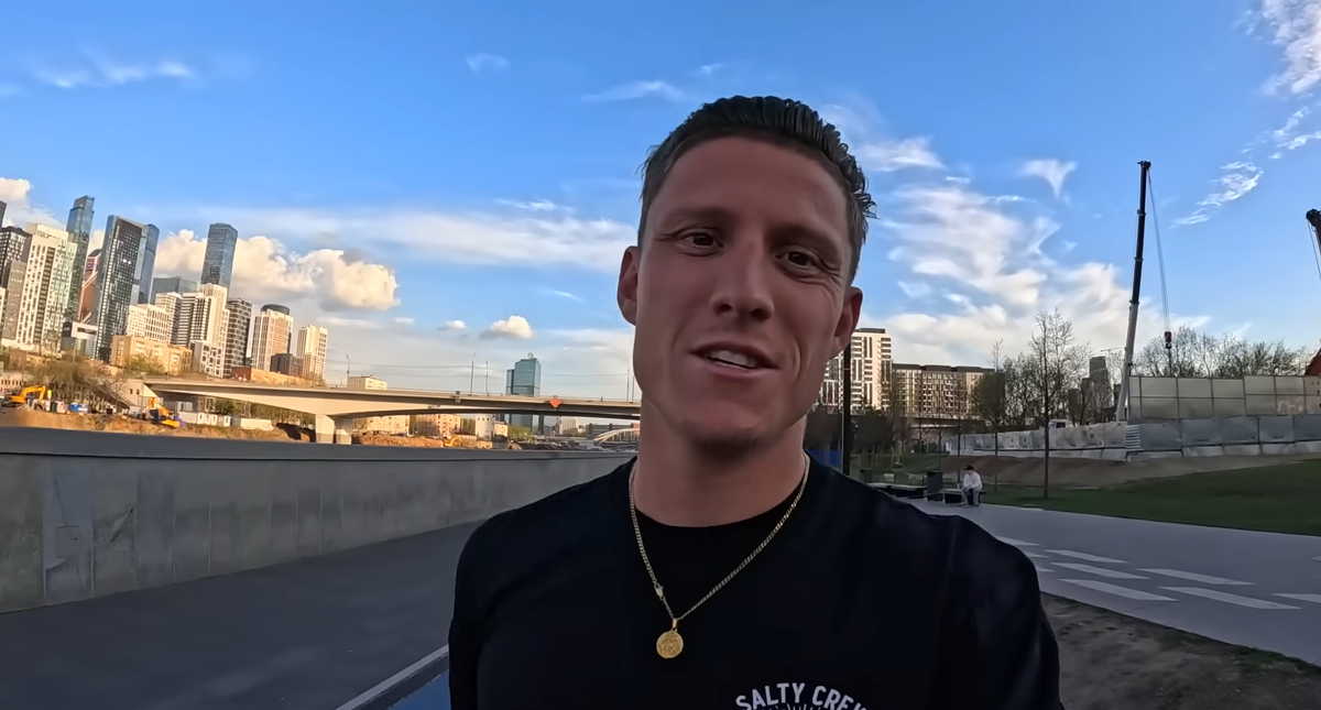 Скриншот из видео