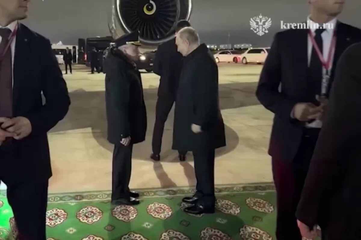    Визит Путина в Туркмению завершился
