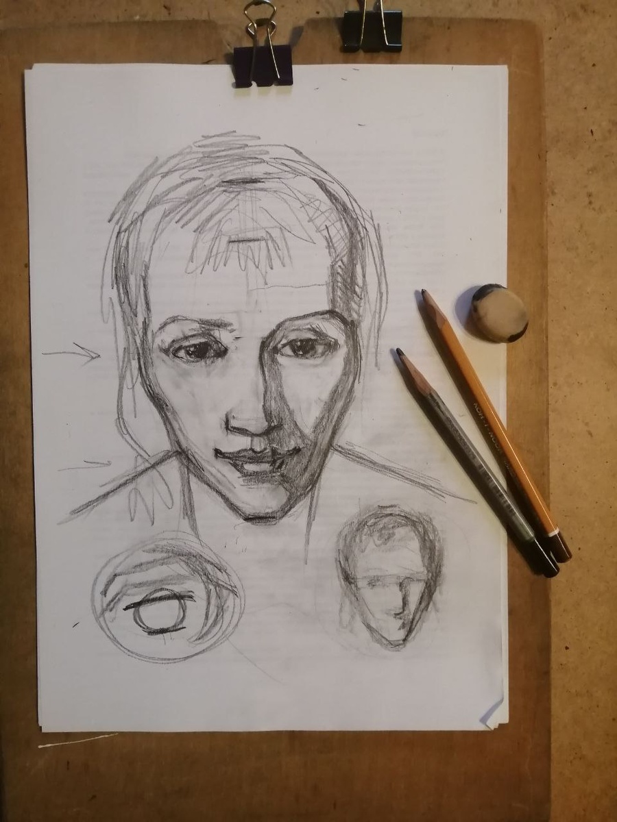 Рисовали мягкими карандашами, но можно было бы и углем. Здесь подходят мягкие материалы.