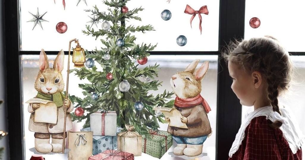 Чем рисовать на окнах, чтобы держалось долго, а смывалось легко: 7 способов