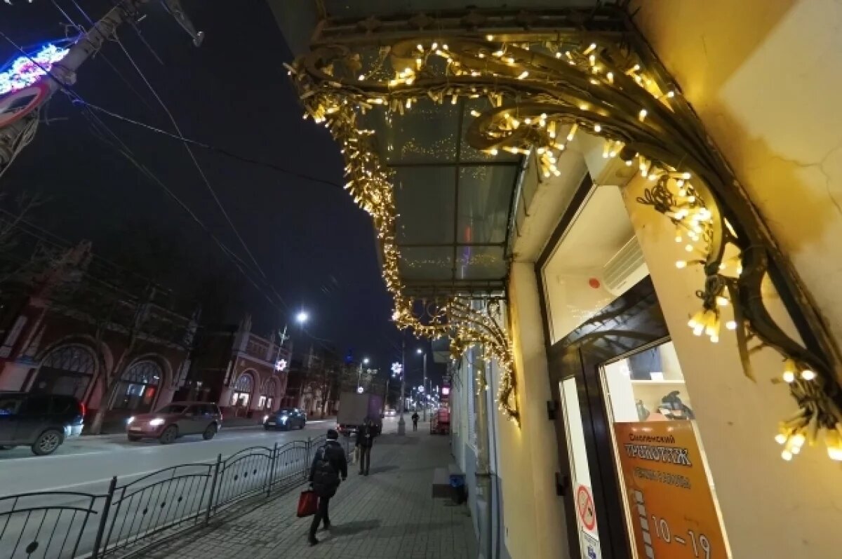    Дмитрий Денисов проверил ход декорирования Калуги к Новому году