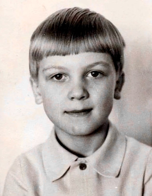 Сергей Светлаков в детстве / фото из открытых источников 