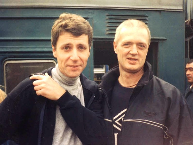 ИНдупати дас и Махешвас прабху. Москва 2003