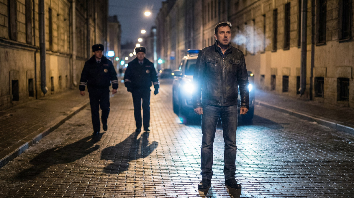 В кино ты герой. В жизни — фигурант дела.