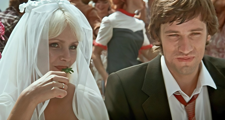 Зачем Марта вышла замуж за Ватагина, если деньги были для неё на первом месте