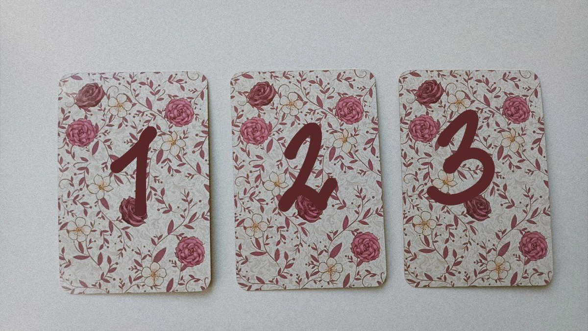 ❓Чем я могу вам помочь❓Моё имя Алия, я занимаюсь таро терапией, работаю со страхами, фобиями, тенью, через подсознание и разговор с душой Я люблю работать с бессознательным и подсознанием, просматриваю людей через видение и понимание мужской и женской психологии. Помогу пережить развод, выход из тяжёлых отношений, наладить семью, встретить новую любовь. А еще я люблю тему денег и бизнеса, регулярно провожу консультации по поводу реализации себя, поиска себя, и тд увеличения дохода в разы. Помогаю выйти из застоя, понять в чем ваш путь, где вы остановились, как понять и найти себяПоддержать канал, ваша благодарность 🙏Связаться со мной 8 982 494 04 24