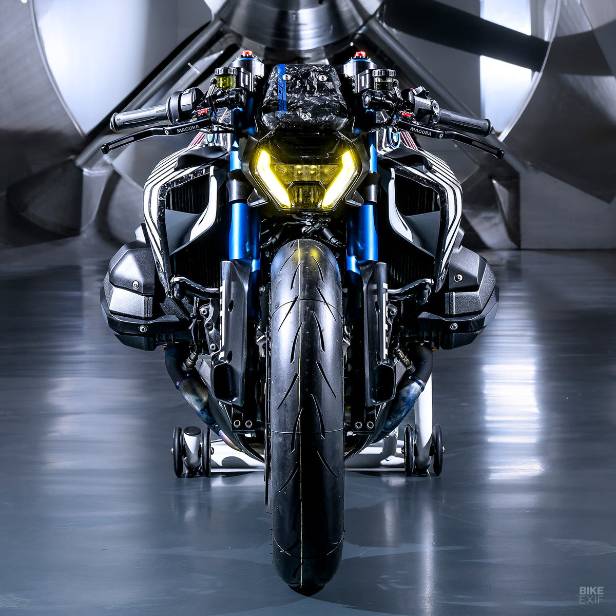 BMW R 1300 R Titan