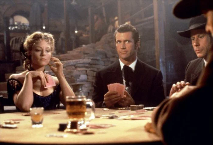 (оценка: kinopoisk.ru)