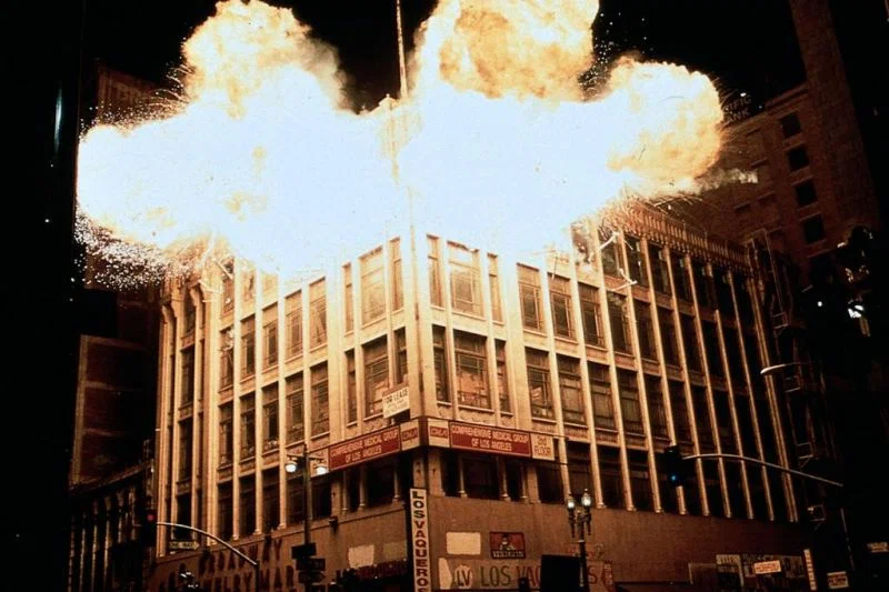 (оценка: kinopoisk.ru)