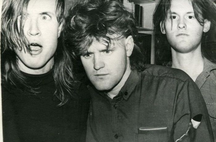 Воспоминания о Егоре Летове. «На заборах в то время писали только два названия: ГРАЖДАНСКАЯ ОБОРОНА и КИНО». Ч.1