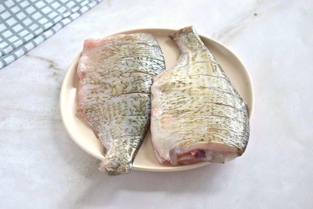 Маринованный лещ: вкусный рецепт домашней закуски