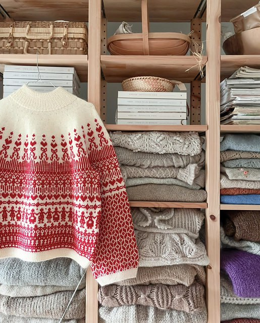 Джемпер с жаккардовой кокеткой