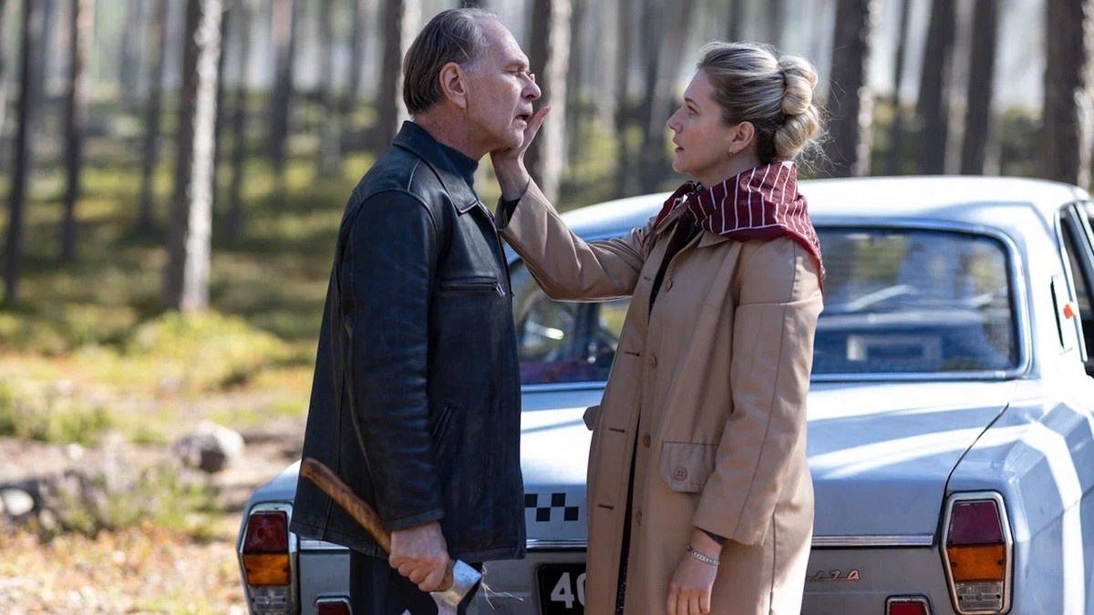 Алексей Гуськов в роли Коли К-Кротова и Карина Андоленко в роли Анны Петровой