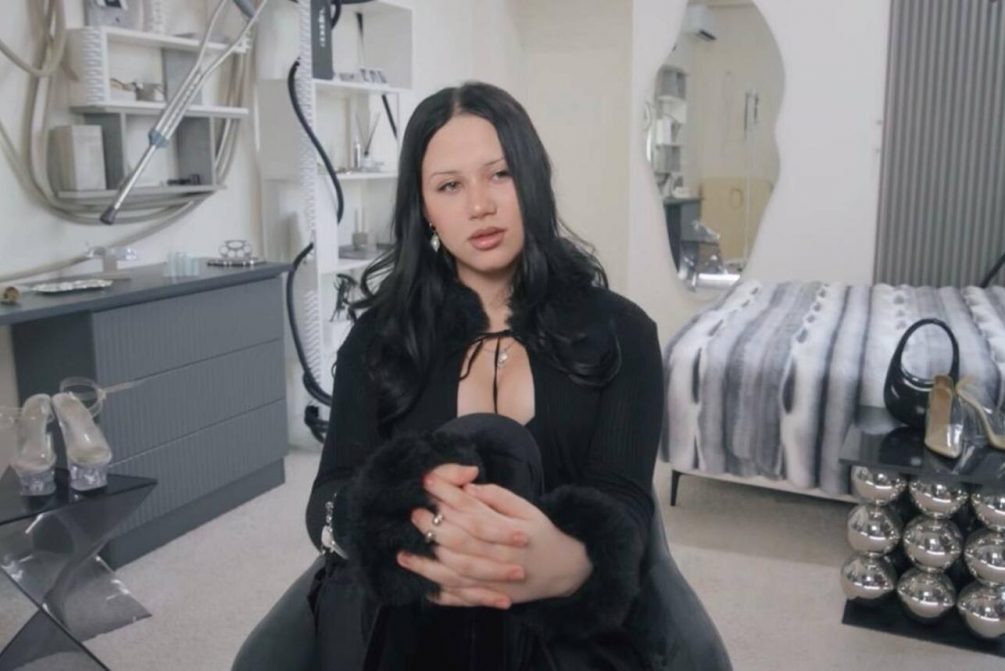    Кадр из видео, «Быть Джиганом и Оксаной», VK Видео