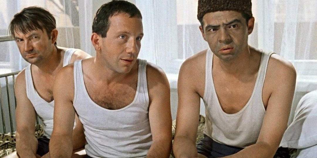 В «Джентльменах удачи» должны были сниматься Юрий Никулин, Ролан Быков и Андрей Миронов. Но пришлось всех заменить...