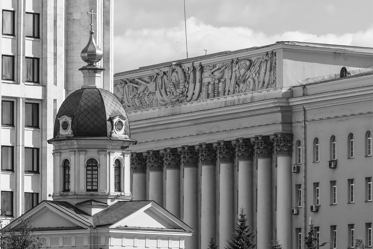    Здание Министерства обороны, ранее - Александровское военное училище/Валентин Мастюков, Алексей Стужин / ТАСС