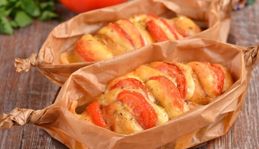 Мясные блюда в виде лодочек, которые точно удивят гостей вкусом и видом (4 разных способа)