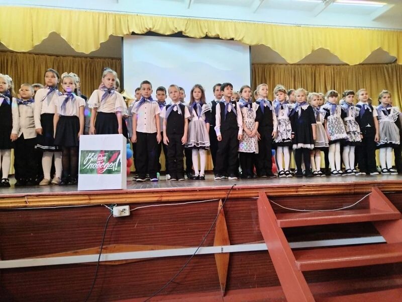    Фото школы № 3 р.п. Линево