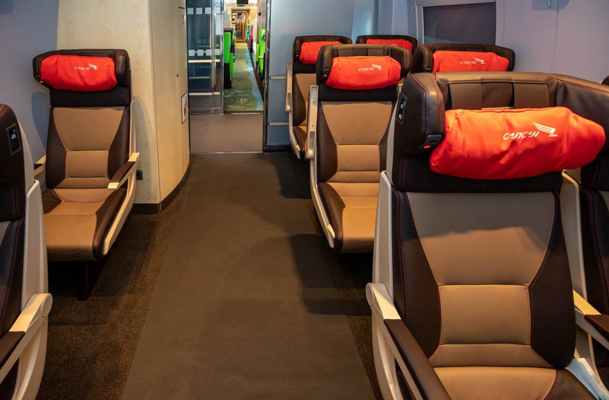 Как выглядит этот отсек. Нашла удачное фото всего отсека на сайте РЖД. 