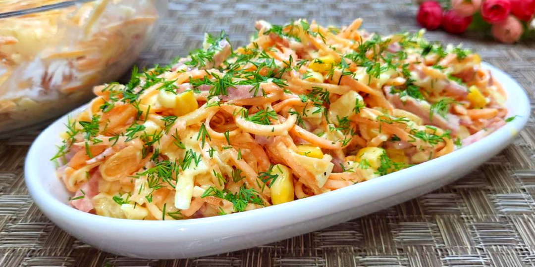 Мой фаворит на праздничном столе. Гости в шоке из чего же он. Беру самые простые продукты и готовлю салат за 5 минут. Съедят за минуту!