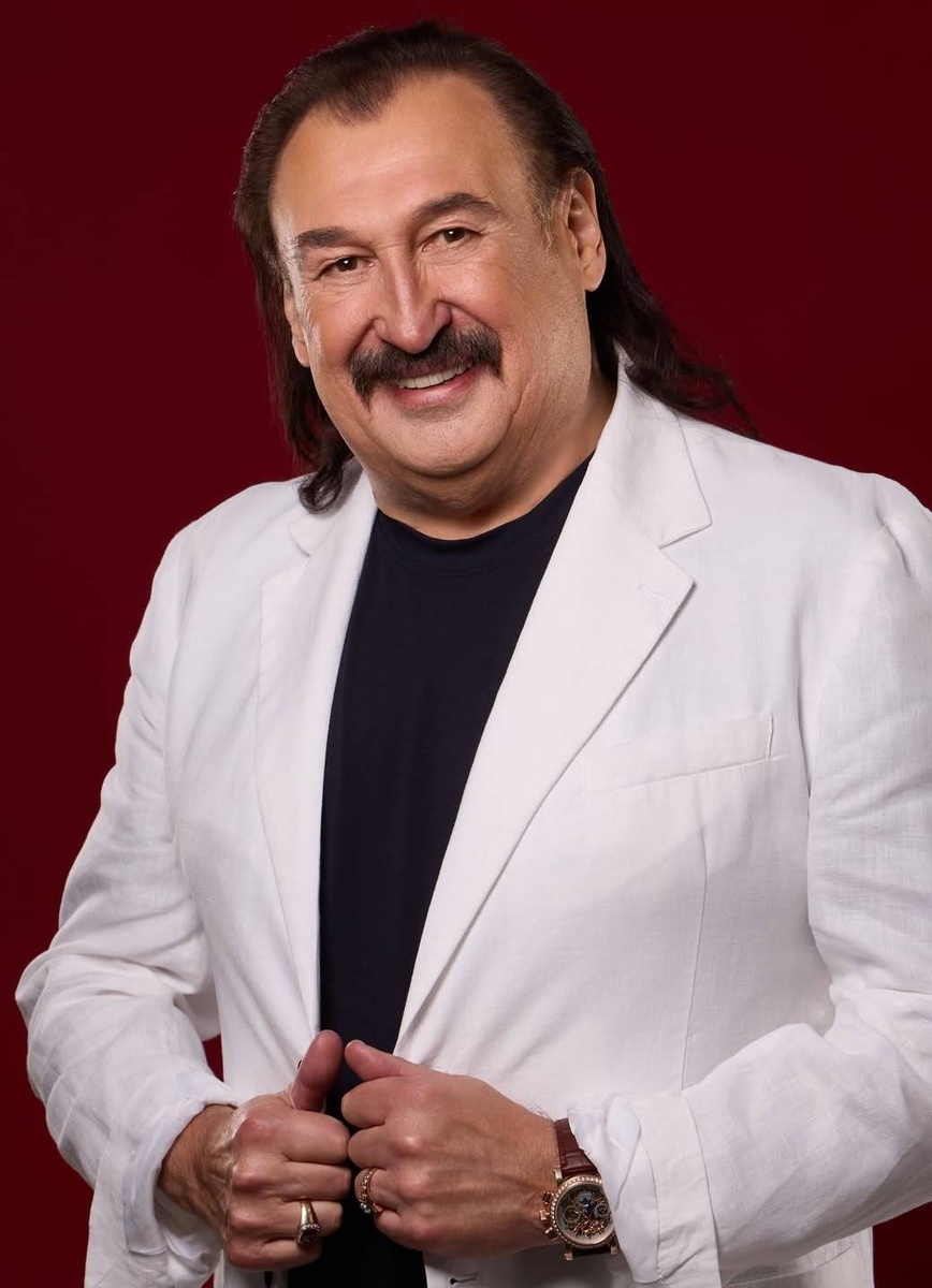    Степан Гига был известным певцом и композиторомСоцсети Степана Гиги