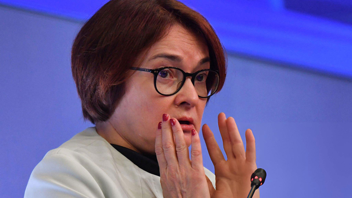 Начался массовый отток клиентов из банков в МФО