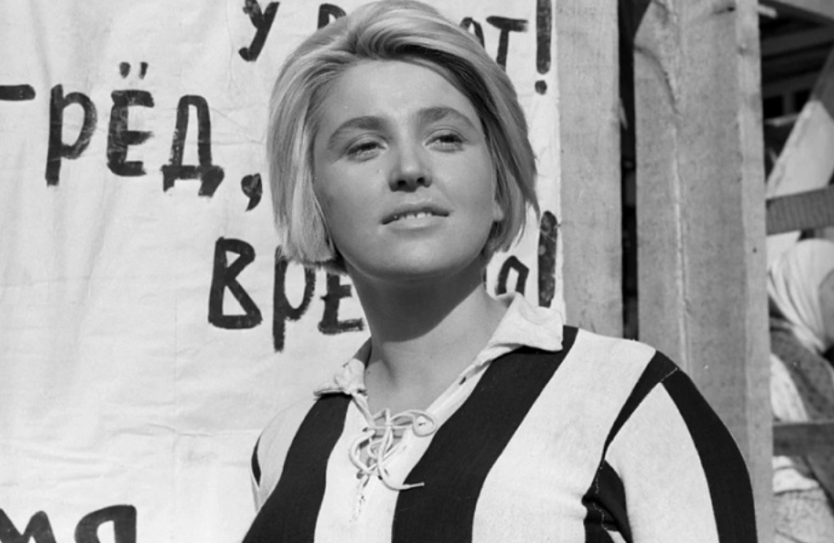 Инна Гулая в фильме "Время, вперед!"