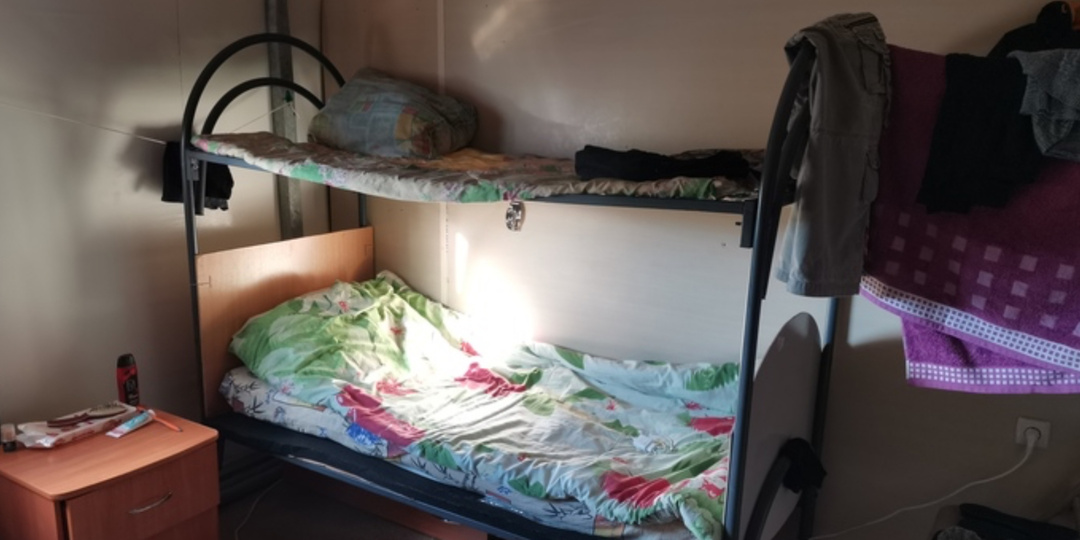 Жизнь на вахте: что человек теряет и что получает, когда живёт вахтовым методом