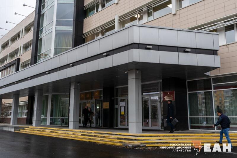    ЕАН. Вход в здание