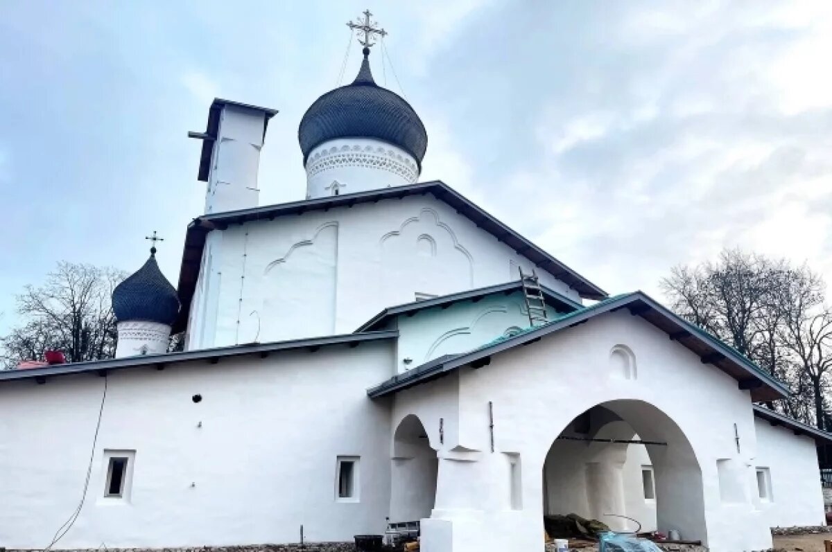    Храм Николы со Усохи в Пскове входит в список Всемирного наследия ЮНЕСКО