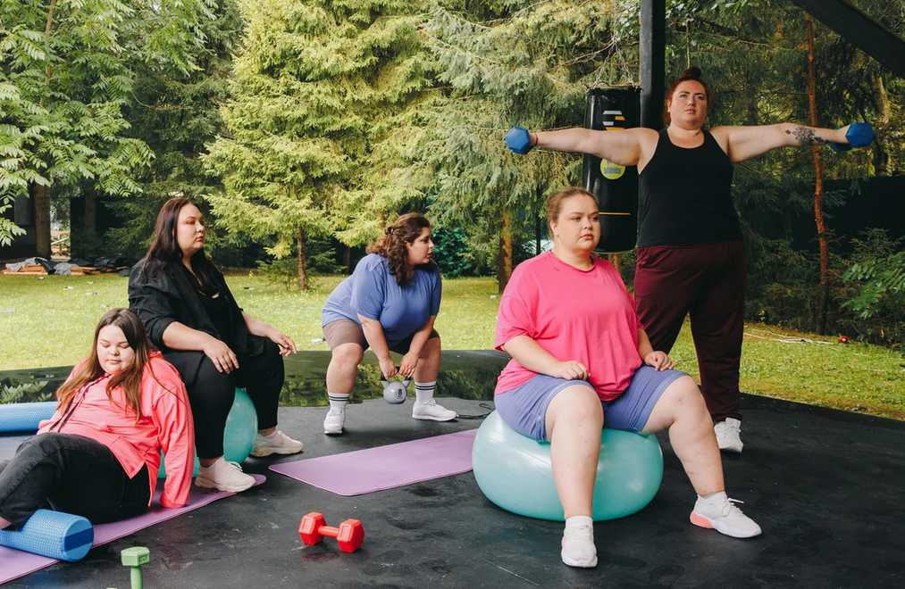 Кадр из "Большие девочки".