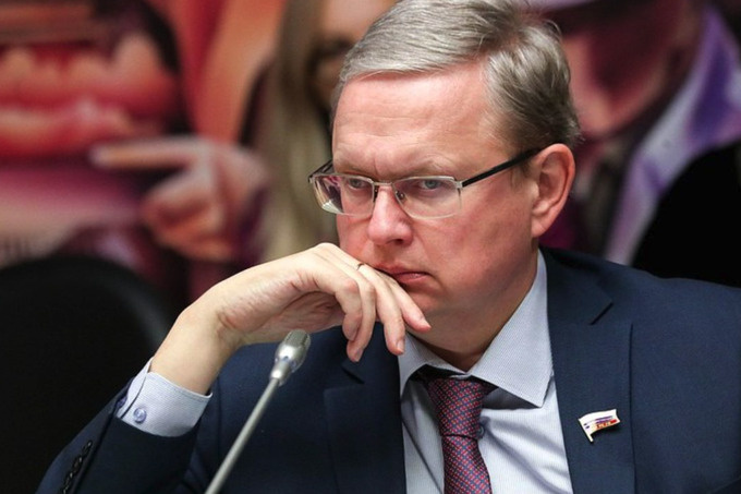 Михаил Делягин: Россия налево и направо раздает кредиты странам, зная, что они их никогда не вернут