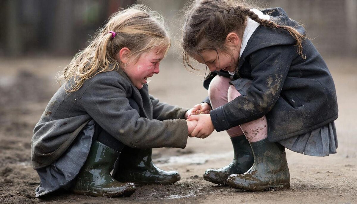 В том третьем классе у нас появилась новенькая, Маринка