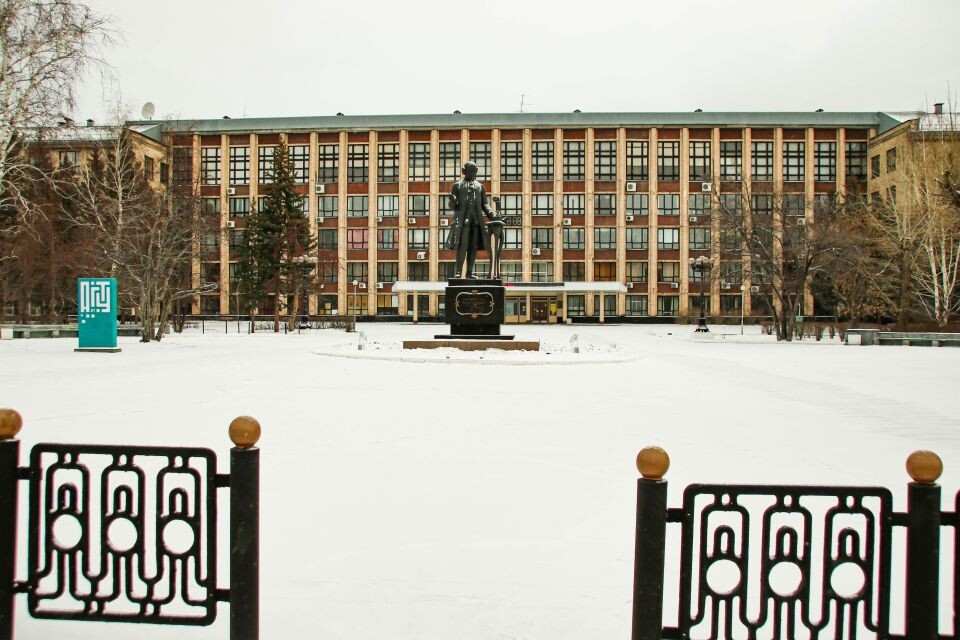    Снегопад в Барнауле. Источник: Виталий Барабаш/"Толк"