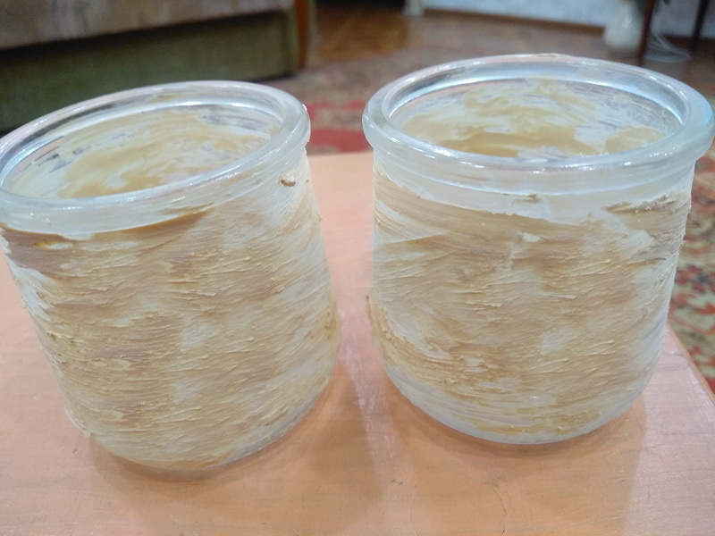 Фоновое пастельное покрытие на баночках