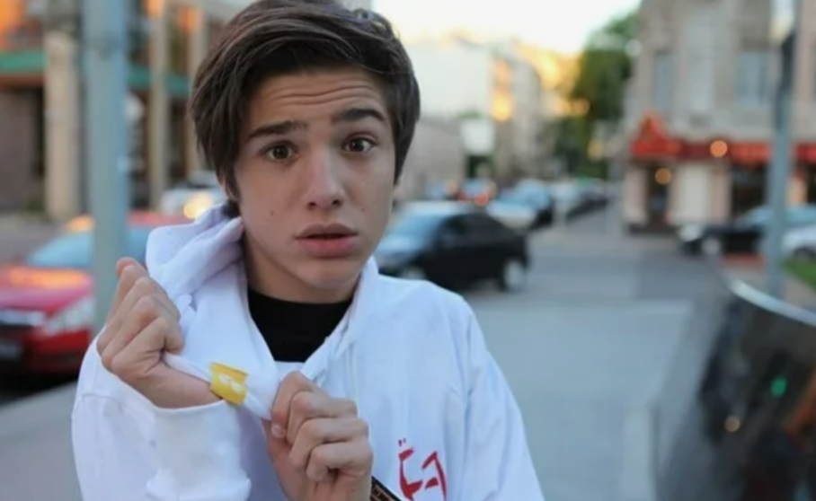 Рома Желудь 