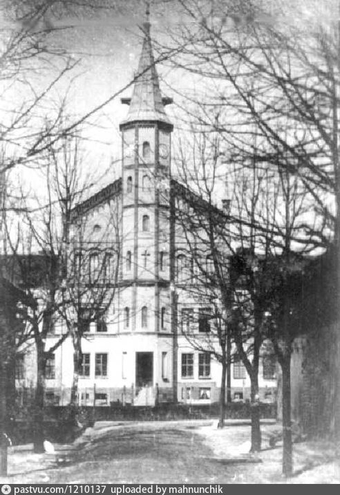 Кирха комплекса психиатрической больницы Алленберг, 1900 –1935