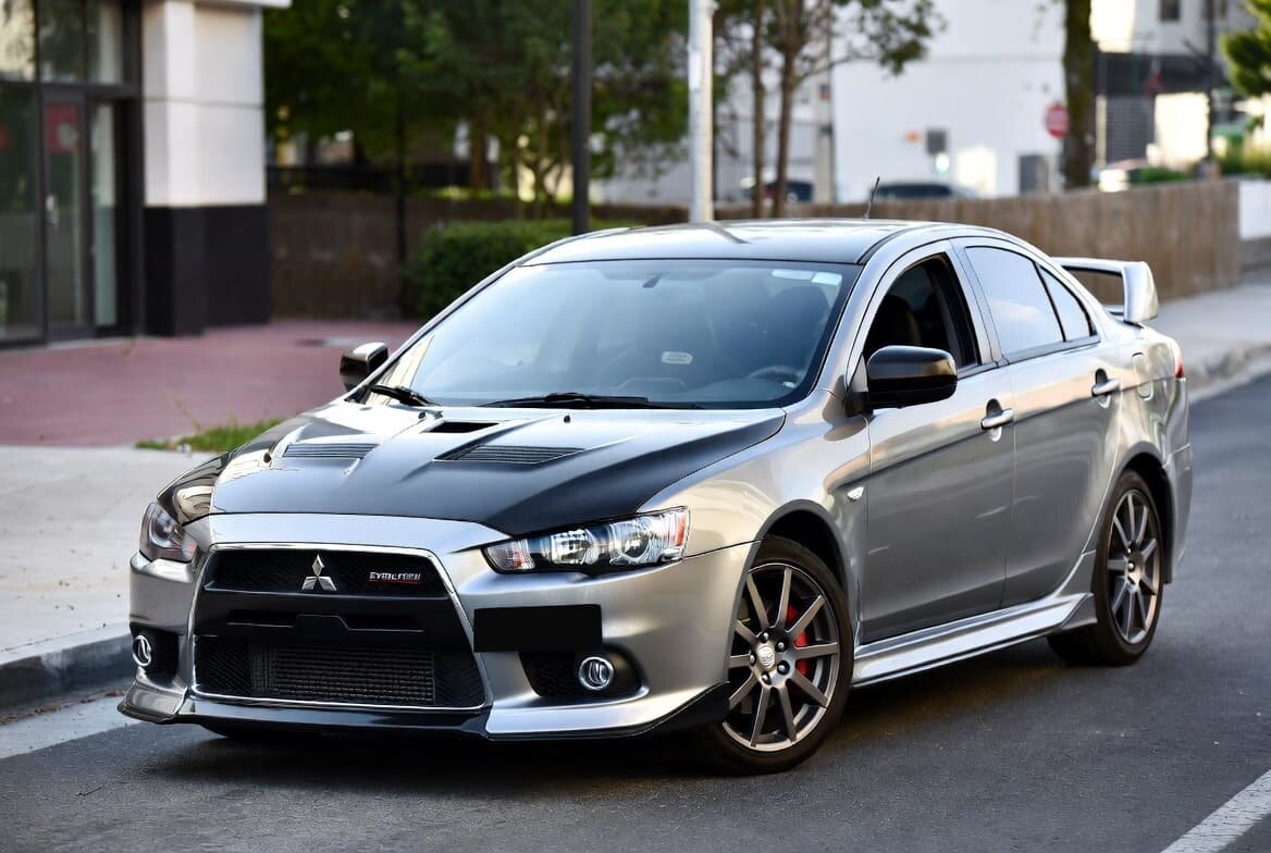   Mitsubishi Lancer X