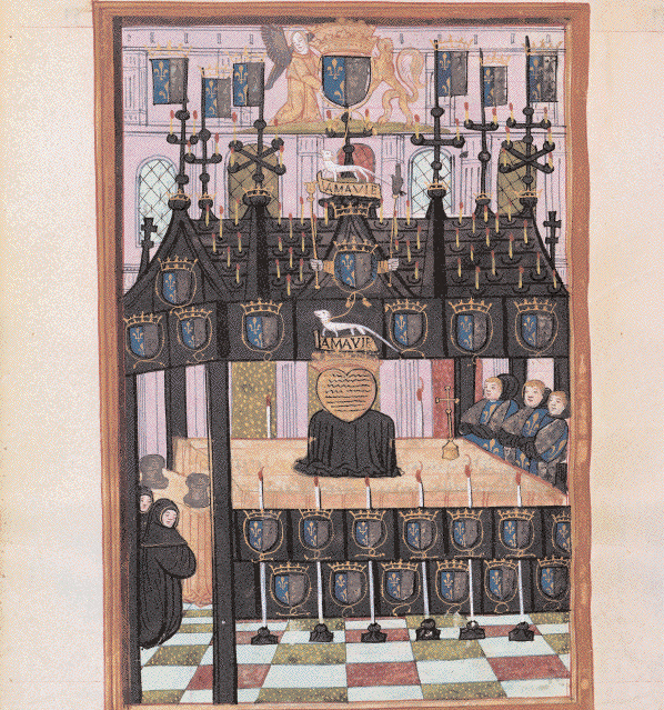 Театральность похорон
В закатных лучах позднего Средневековья французские монархи облачались в пурпур, символизируя скорбь, в то время как их супруги-королевы оставались верны белому одеянию. Однако с наступлением нового столетия, в начале XVI века, Анна Бретанская, дважды коронованная супруга Карла VIII и Людовика XII, внесла радикальное изменение. Она установила черный цвет как траурный для французских королев, положив конец эпохе "белых королев". Эти женщины, порой остававшиеся вдовами в юном возрасте двадцати лет и проживавшие долгую жизнь до восьмидесяти, на протяжении десятилетий ложились тяжким бременем на двор своими продолжительными периодами скорби.

Пылкая часовня для сердца Анны Бретанской в церкви кармелитов Нанта. Миниатюра из рукописи «Funérailles d'Anne de Bretagne», ок. 1515. Париж, Bibliothèque Nationale de France, г-жа фр. 5094, фол. 51v.