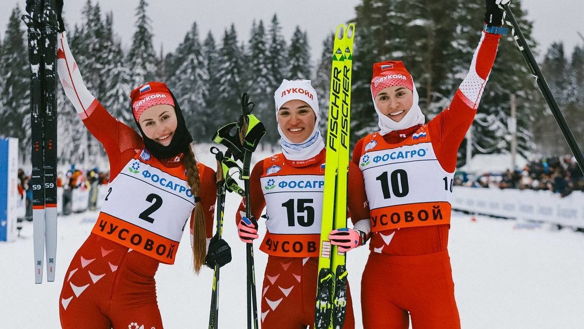    Алена Баранова, Вероника Степанова, Юлия Ступак.ФЛГР