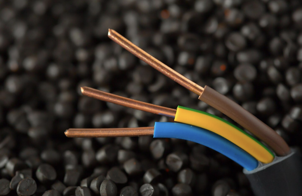 Сечение медных и алюминиевых кабелей