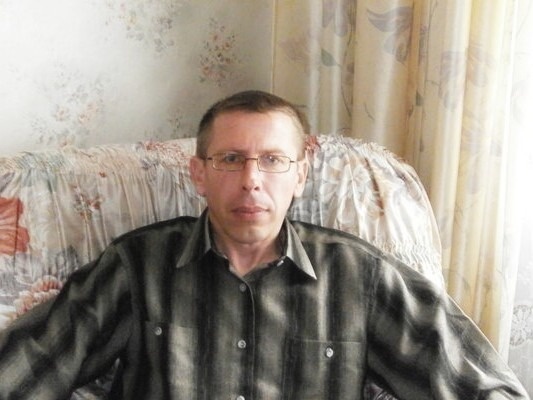 "Я работаю и не пью - че еще надо?" - 54-летний мужик выкатил список требований и удивлялся, почему он, такое "золото" дважды разведен