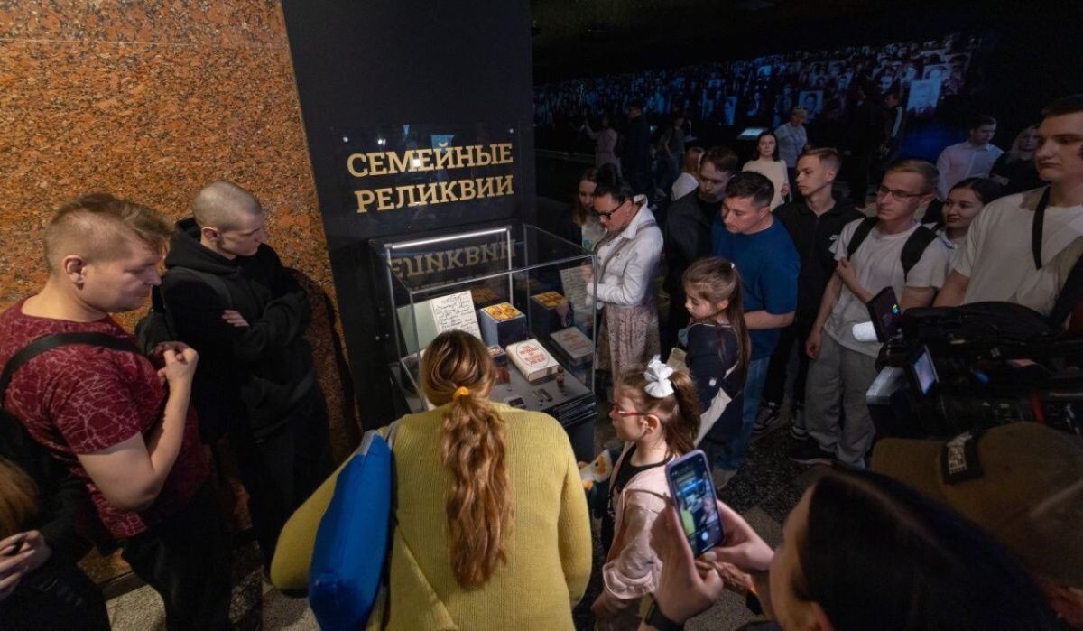     Выставка «Семейные реликвии» в Музее Победы Источник: victorymuseum.ru Автор фото: Пресс-служба Музея Победы