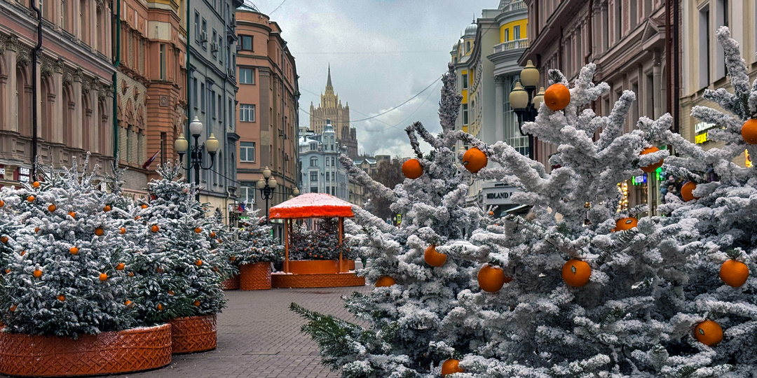 От мандаринов до «Щелкунчика»: как украсили Москву к праздникам