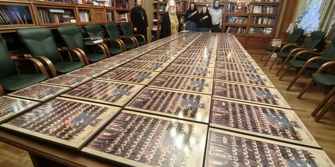 Митрополит Константин освятил 100 икон для всех храмов Карелии