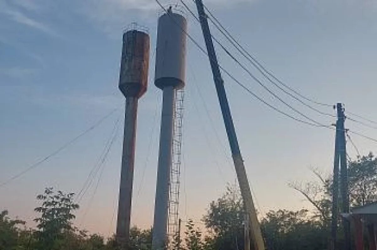    В Епифани обрушилась часть водонапорной башни