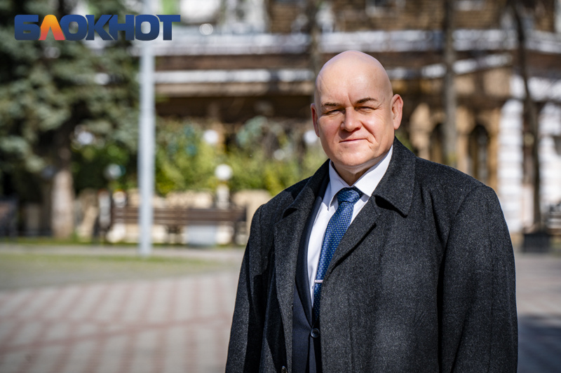 Владимир Сухарев