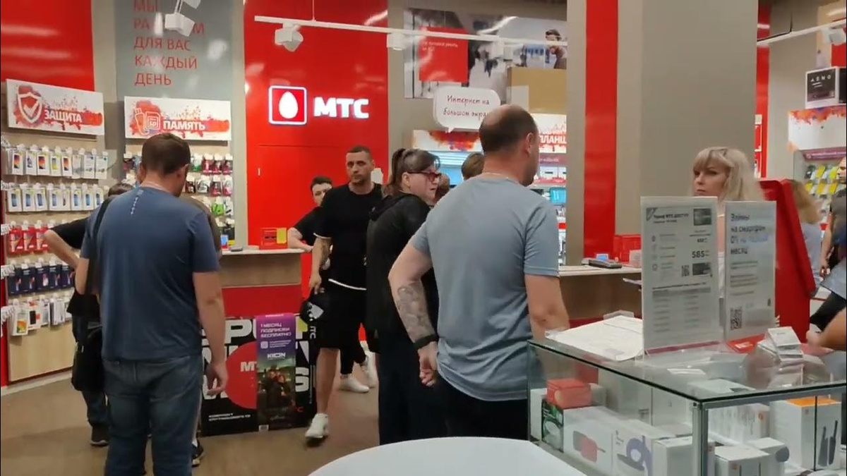 Среди основных операторов лидером по популярности остаётся МТС