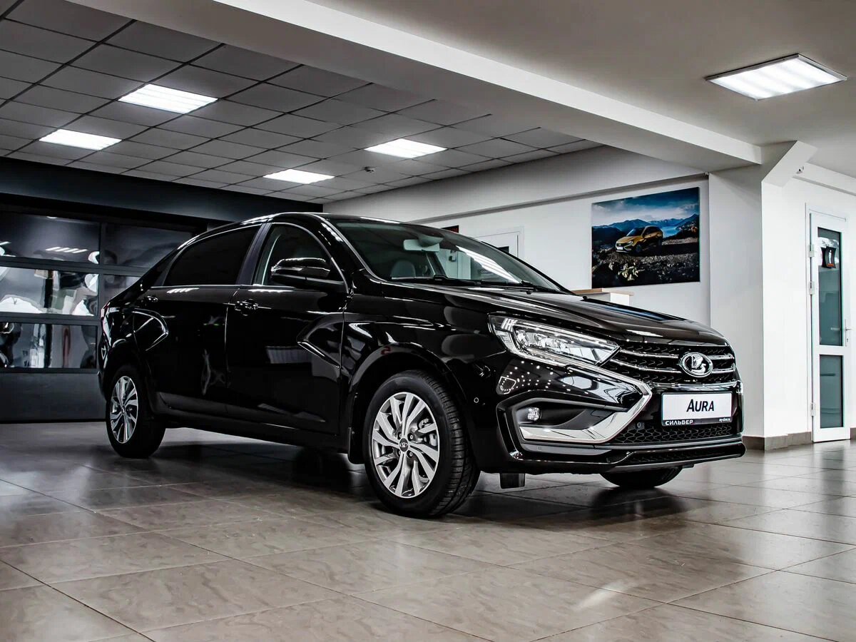 Lada Aura.